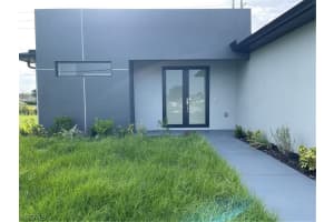 610 FLOYD Avenue, Lehigh Acres, FL 33976 - MLS#2026012190