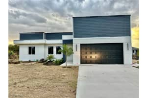 3004 Iris Cir, Labelle