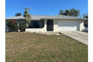 911 Se 16th Ter, Cape Coral