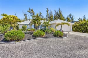 3852 Stabile Rd, St James City