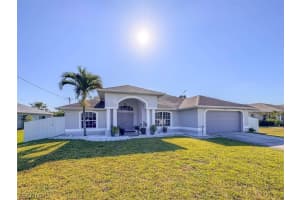 329 30th Avenue, Cape Coral, FL 33991 - MLS#2026012328