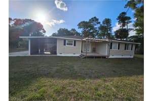 7 Hines Ave, Lehigh Acres