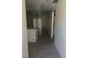 2700 Park Windsor Drive, Fort Myers, FL 33901 - MLS#2026012363