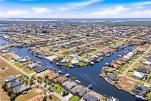 133 33rd Avenue, Cape Coral, FL 33993 - MLS#2026012394