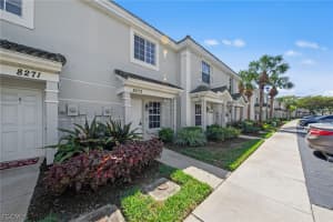 8273 Pacific Beach Dr, Fort Myers