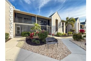 12170 Kelly Greens Blvd 89, Fort Myers