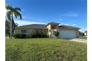 1915 13th Street, Cape Coral, FL 33991 - MLS#2026012513