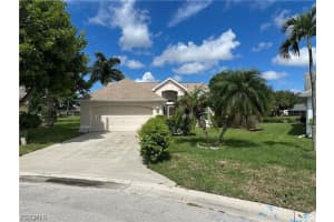 9140 Greenleaf Court, Fort Myers, FL 33919 - MLS#2026012637