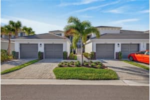 11751 Venetian Lagoon Dr, Fort Myers