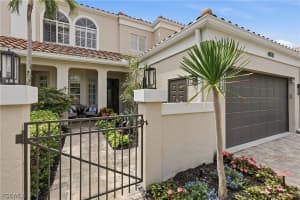 4870 Boulevard Court, Naples, FL 34103 - MLS#2026012762