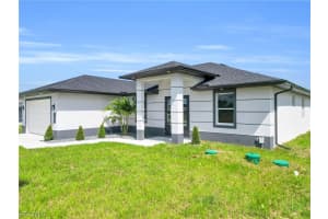 172 Pembroke Street, Lehigh Acres, FL 33974 - MLS#2026012895