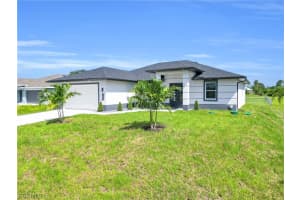 172 Pembroke Street, Lehigh Acres, FL 33974 - MLS#2026012895