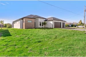 306 Sw 26th Ave, Cape Coral