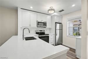 1071 Pine Isle Lane, Naples, FL 34112 - MLS#2026013118