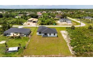 420 Yolanda Street, Lehigh Acres, FL 33972 - MLS#2026013368