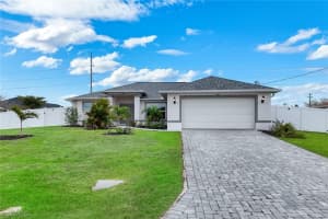 2013 Juanita Place, Cape Coral, FL 33993 - MLS#2026013388