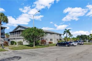 5761 Foxlake Drive, North Fort Myers, FL 33917 - MLS#2026013396