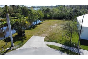 3260 Lunar Street, Naples, FL 34112 - MLS#2026013397