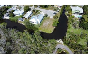 3260 Lunar Street, Naples, FL 34112 - MLS#2026013397