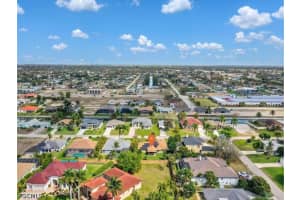 2216 8th Court, Cape Coral, FL 33991 - MLS#2026013417