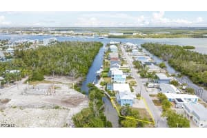 103 Tropical Shore Way, Fort Myers Beach, FL 33931 - MLS#2026013434