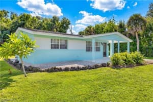 21 Mariana Avenue, North Fort Myers, FL 33917 - MLS#2026013458