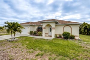 2713 1st Place, Cape Coral, FL 33993 - MLS#2026013497