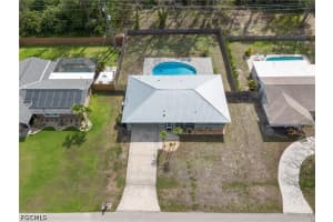 8848 Fordham Street, Fort Myers, FL 33907 - MLS#2026013553