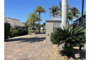 5230 Pineland Daisy Trail, Fort Myers, FL 33905 - MLS#2026013593