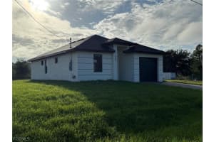 537 Hawthorne Avenue, Lehigh Acres, FL 33974 - MLS#2026013660