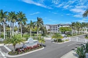 16615 Lake Circle Drive, Fort Myers, FL 33908 - MLS#2026013684