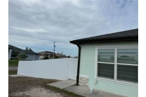 110 Sw 21st Pl, Cape Coral