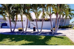 814 El Dorado Pkwy E, Cape Coral 814 El Dorado Pkwy E, Cape Coral