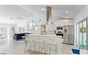 814 El Dorado Parkway, Cape Coral, FL 33904 - MLS#2026013796