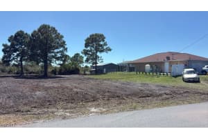 2915 68th Street, Lehigh Acres, FL 33971 - MLS#2026013823