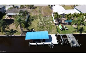 2044 Aruba Avenue, Fort Myers, FL 33905 - MLS#2026013831