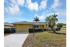 1472 Charmont Place, Fort Myers, FL 33919 - MLS#2026013838