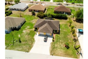 902 39th Terrace, Cape Coral, FL 33914 - MLS#2026013871