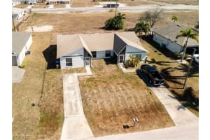 1733 7th Place, Cape Coral, FL 33909 - MLS#2026013882