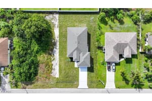 4109 17th Street, Lehigh Acres, FL 33976 - MLS#2026013895
