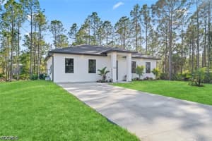 1805 W 10th Street, Lehigh Acres, FL 33972 - MLS#2026013923