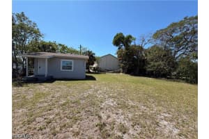 2426 Stella Street, Fort Myers, FL 33901 - MLS#2026013993