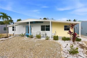 185 Hibiscus Drive, Fort Myers Beach, FL 33931 - MLS#2026014044