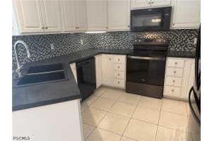 7400 College Pkwy 1d, Fort Myers