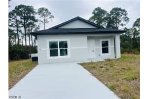 464 Latic Ave, Lehigh Acres