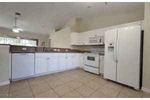 2010 13th Place, Cape Coral, FL 33909 - MLS#2026014183