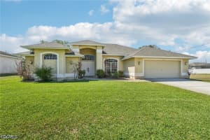 4007 11th Street, Lehigh Acres, FL 33971 - MLS#2026014276