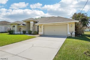4007 11th Street, Lehigh Acres, FL 33971 - MLS#2026014276