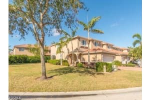 9600 Roundstone Cir, Fort Myers