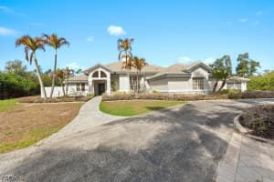 15200 Sweetwater Court, Fort Myers, FL 33912 - MLS#2026014337